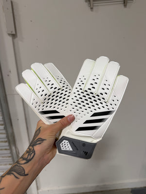 Adidas Predator Pro Goalkeeper Gloves