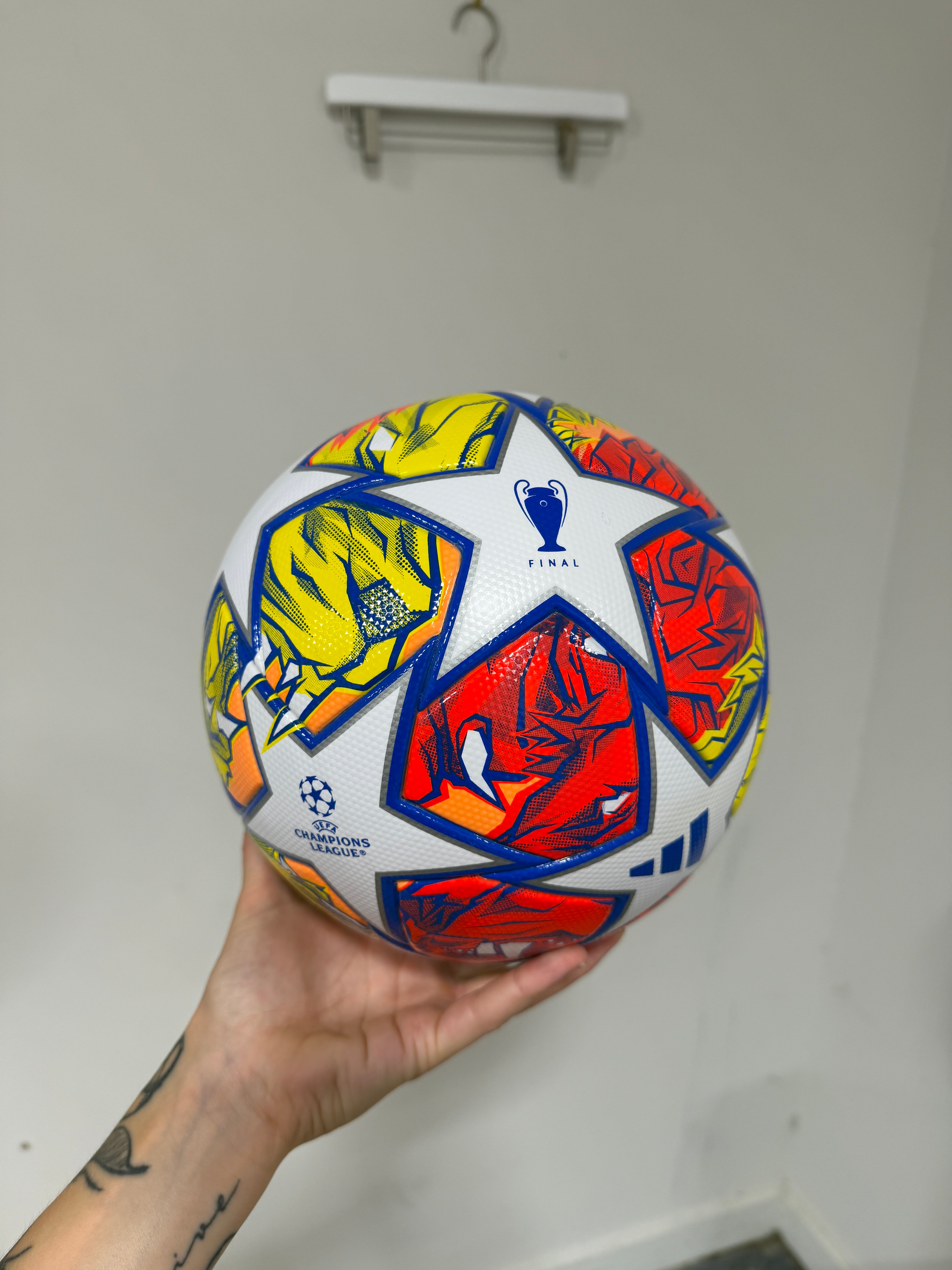 Adidas UEFA Champions League Final UCL Pro 23/24 Knockout Ball. Sz 5