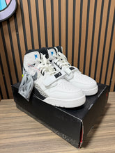 Load image into Gallery viewer, Nike Air Jordan Legacy 312 NRG "Command Force" Sz 12 Rep Box
