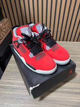 Load image into Gallery viewer, Jordan 4 Retro Toro Bravo Sz 12
