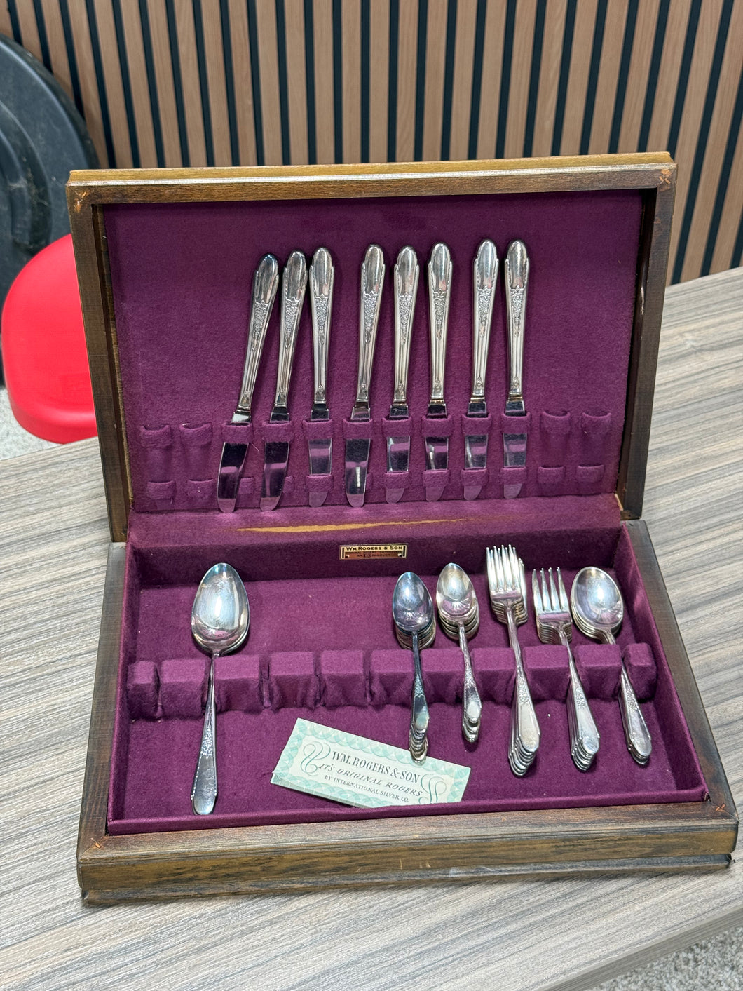 WM.Rogers & Son Silverware Set
