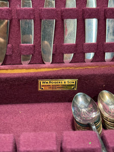WM.Rogers & Son Silverware Set