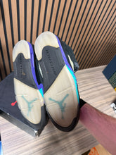 Load image into Gallery viewer, Nike Air Jordan 5 Retro Black Grape Sz 12
