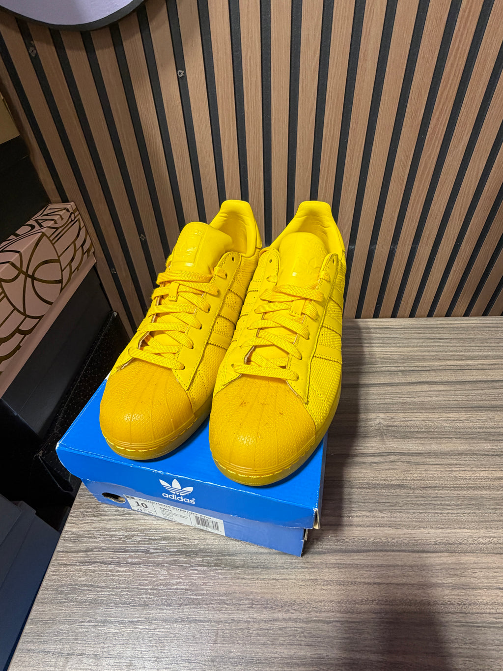 ADIDAS MEN SUPERSTAR ADICOLOR Yellow Sz 12