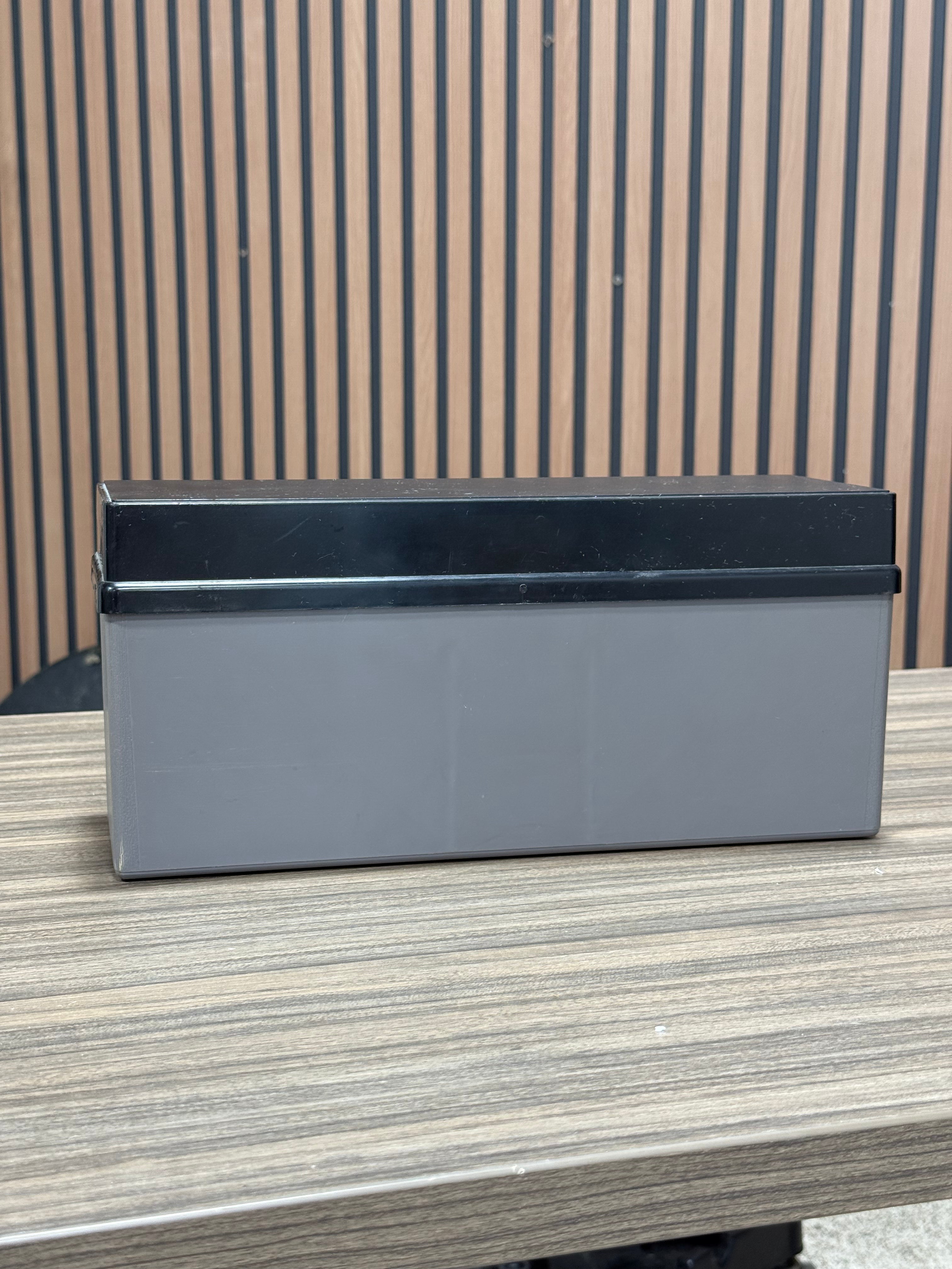 Nintendo Game Holder