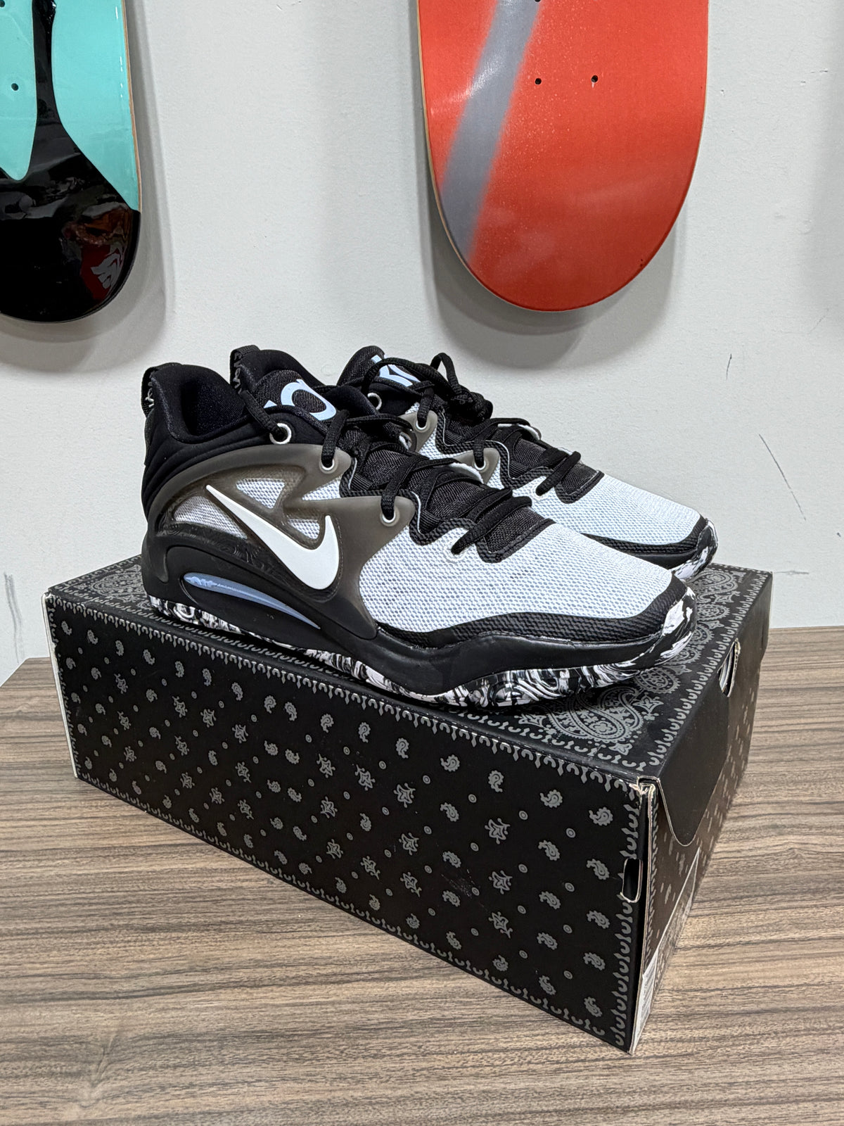 NEW Nike KD 15 'Refuge' sz 12