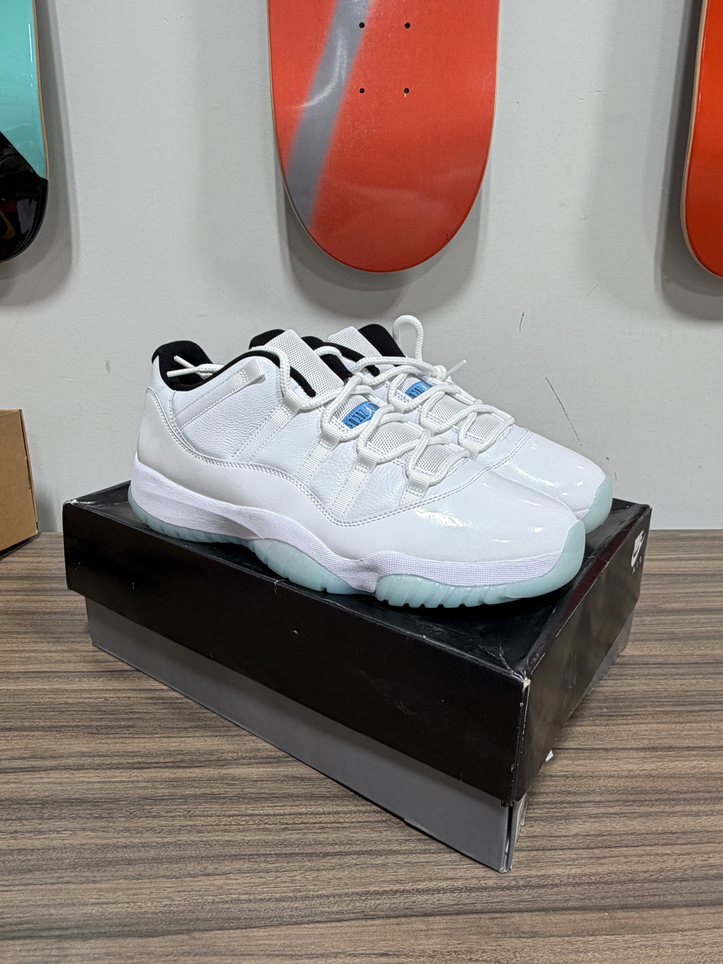 NEW Nike Air Jordan 11 Retro Low 'Legend Blue' sz 12