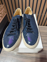 Load image into Gallery viewer, Common Projects Achilles Low Navy Sz 12/45
