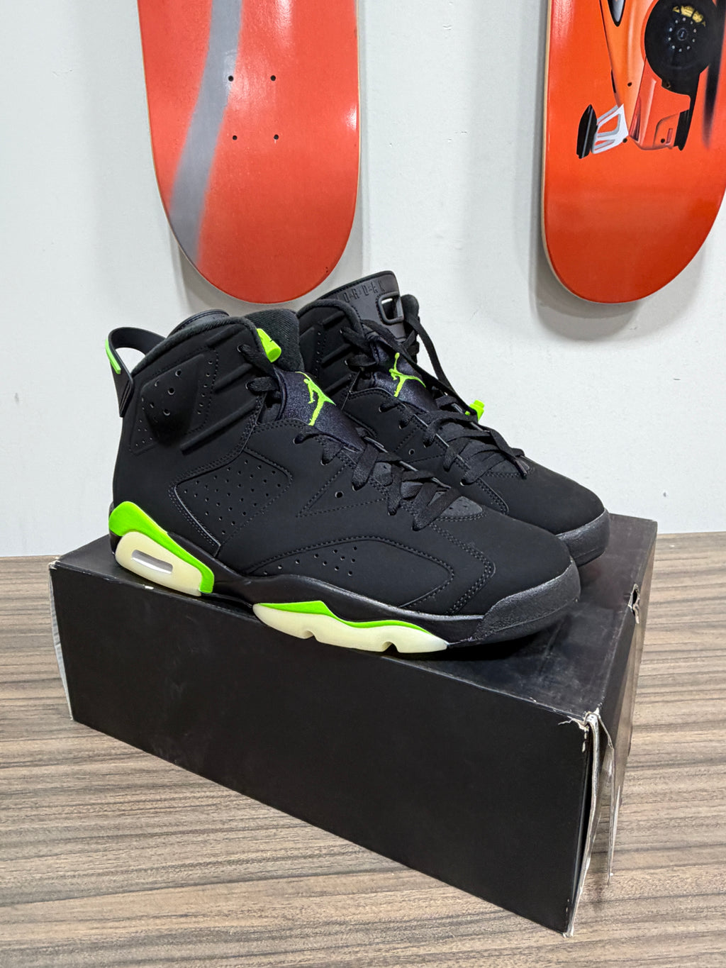 NEW Air Jordan 6 Retro 'Electric Green' Sz 13