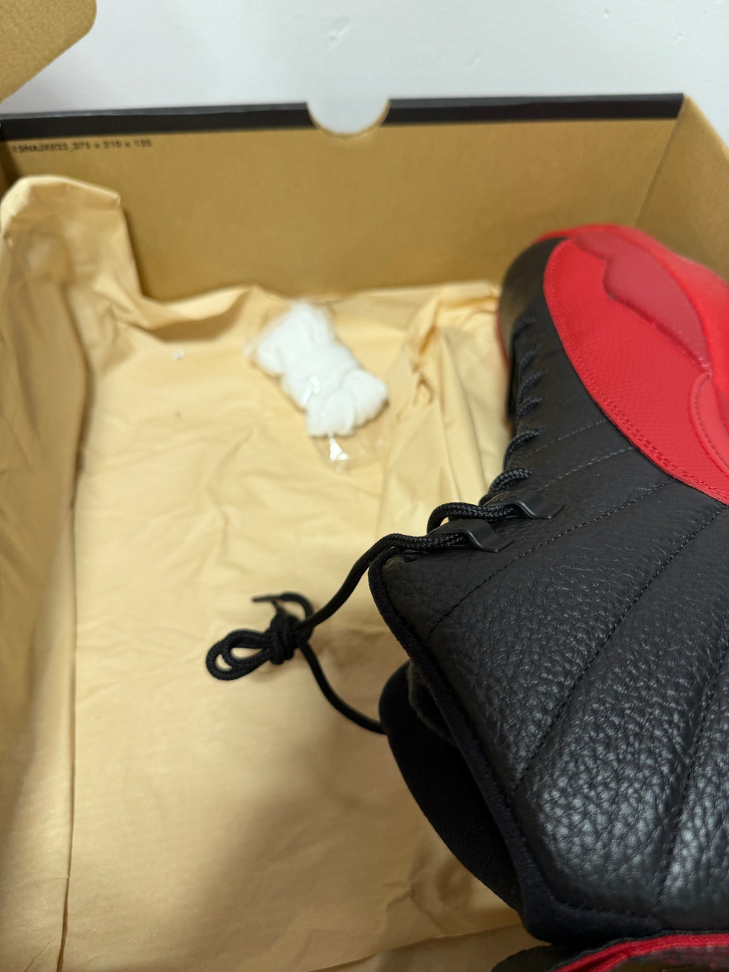 Air Jordan 12 Retro 'Flu Game' 2016 Sz 12
