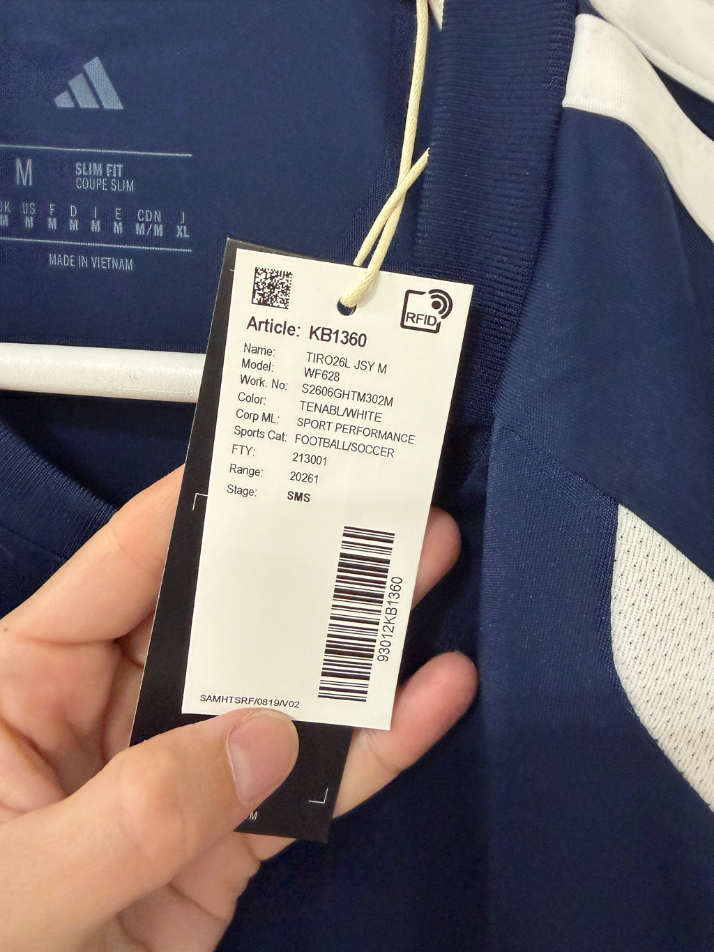 Adidas Tiro 26 League jersey Mens size Medium