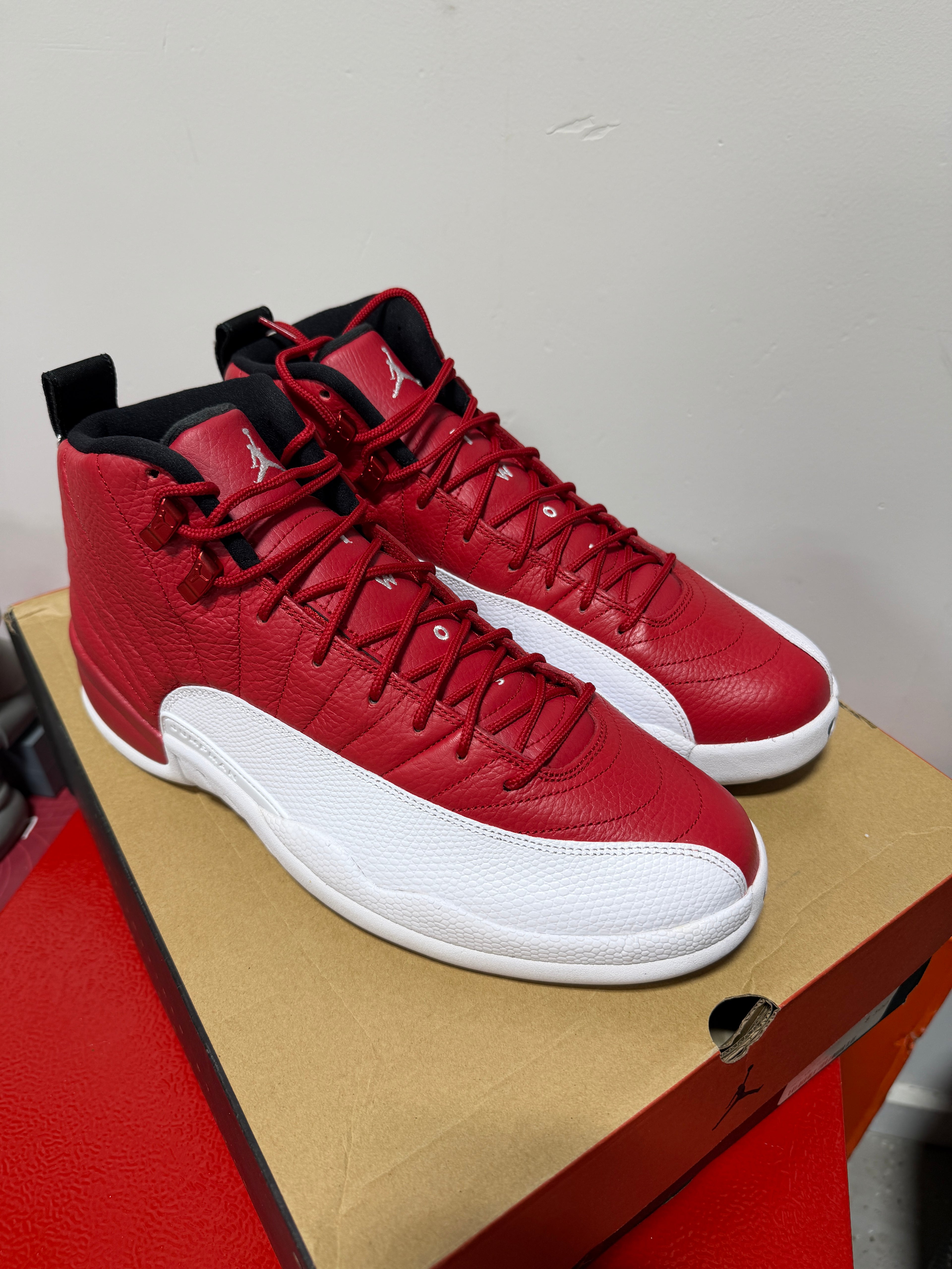 Air Jordan 12 Retro 'Gym Red' Sz 12