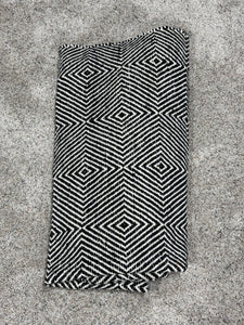 nuLOOM Ago Geometric Wool Area Rug, 5x8, Black