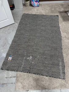 nuLOOM Ago Geometric Wool Area Rug, 5x8, Black