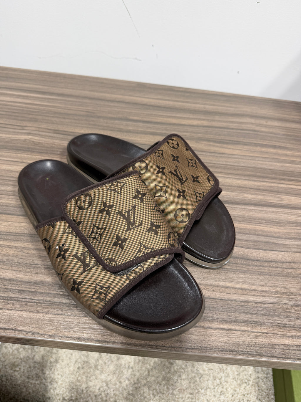 Louis Vuitton Men's Miami Magic Tape Slides Sz 12/13