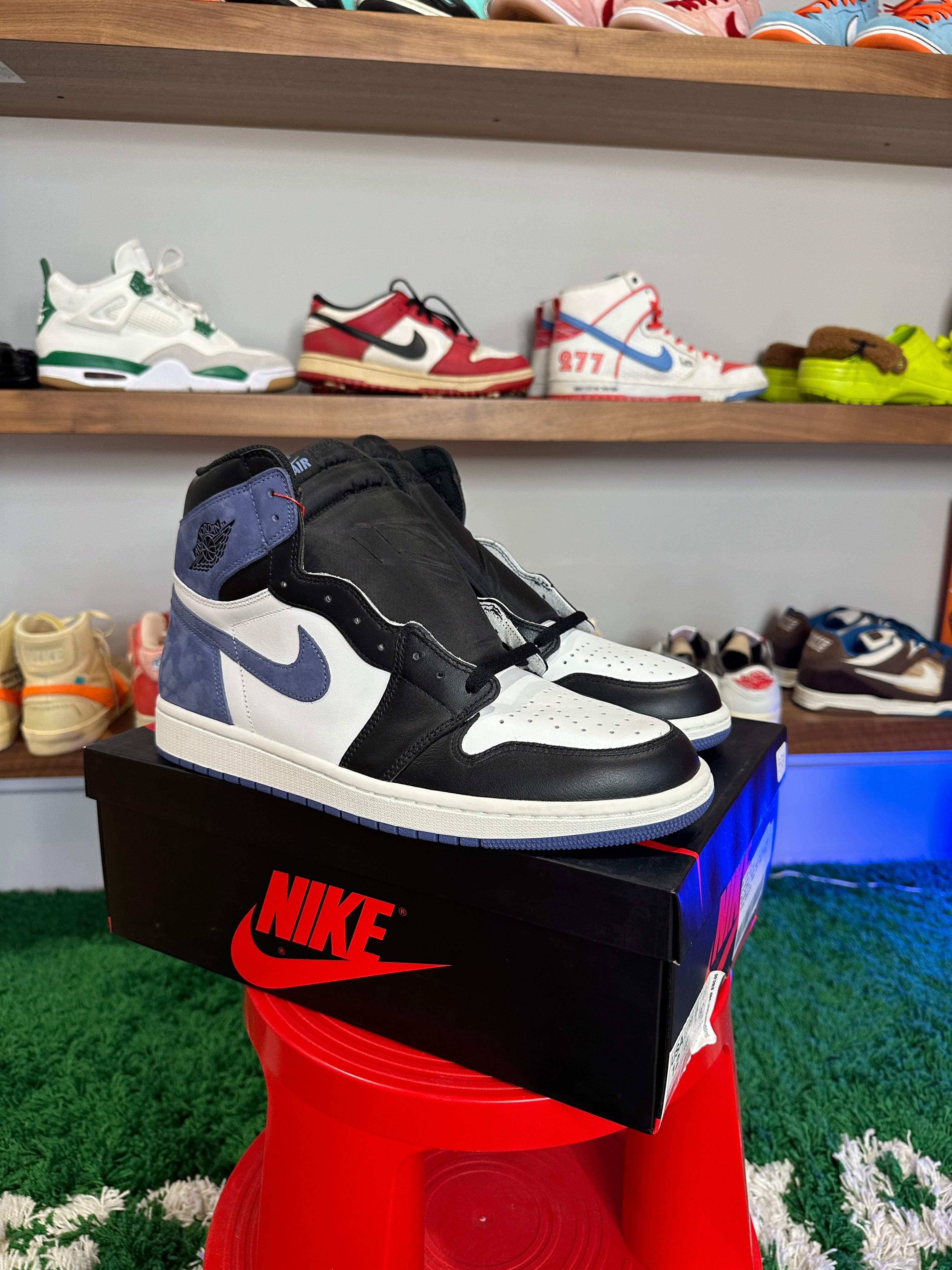 Jordan 1 Retro High Blue Moon Sz 12