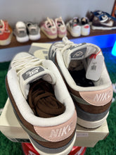 Load image into Gallery viewer, Nike SB Dunk Low Yuto Horigome Sz 10
