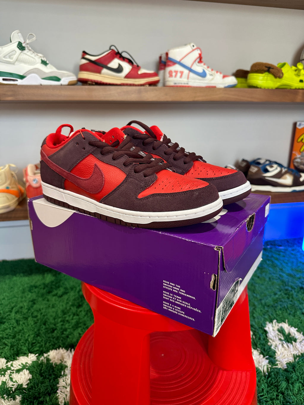 Nike SB Dunk Low Cherry Sz 11.5