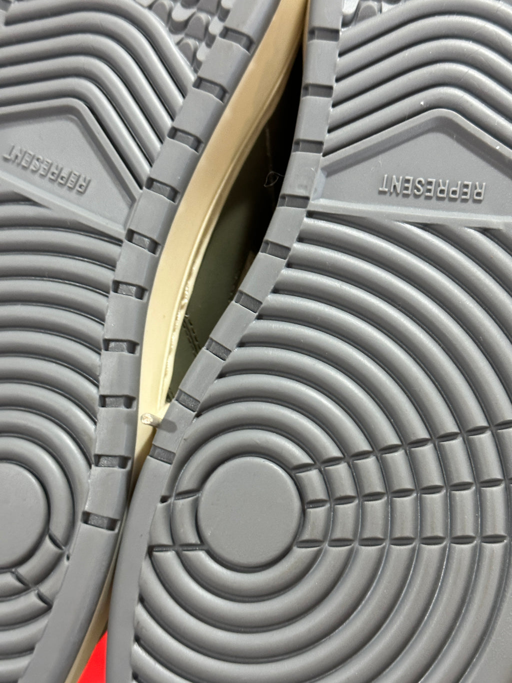 Represent Sneaker Olive Sz 44 (11)