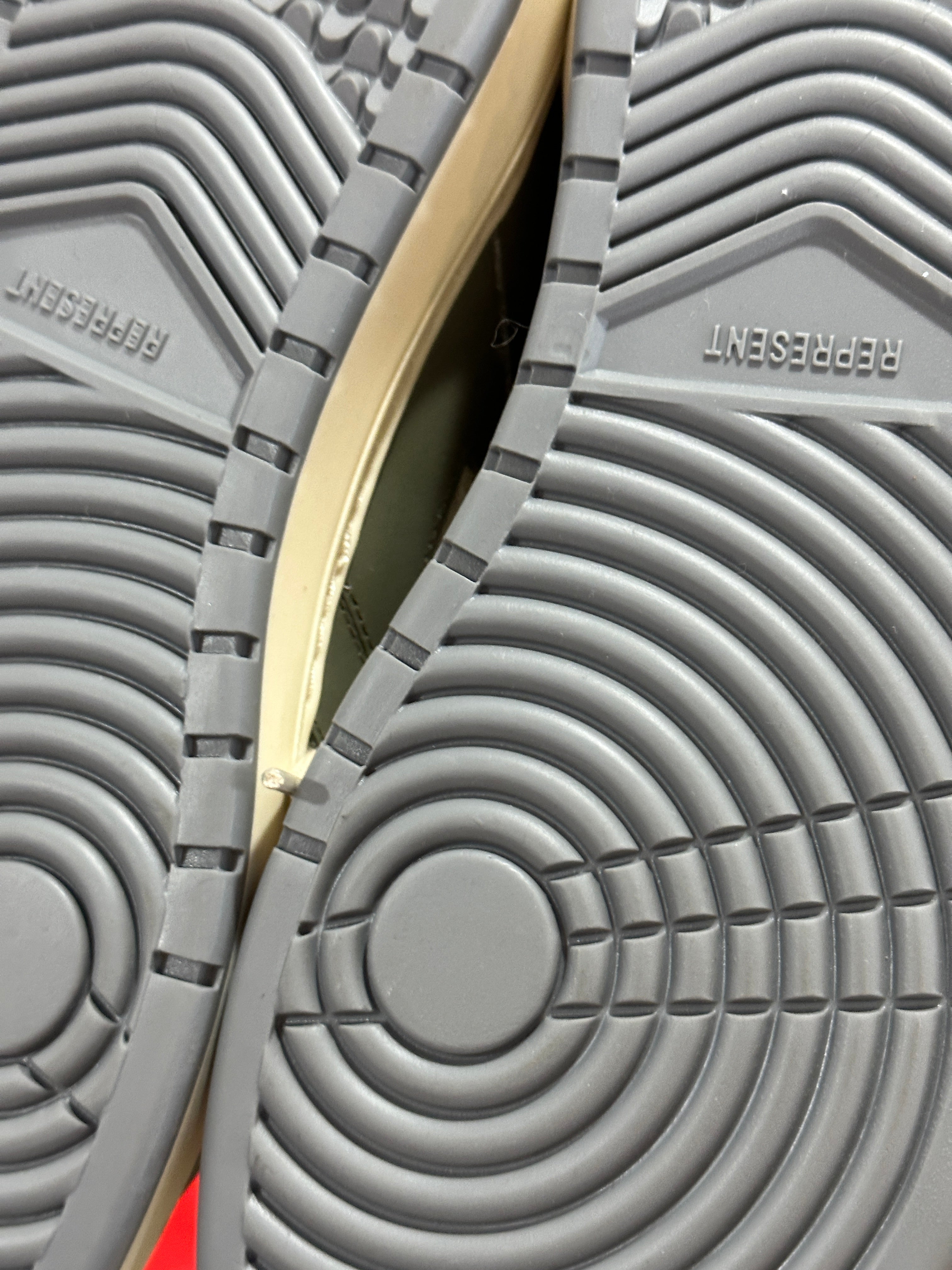 Represent Sneaker Olive Sz 44 (11)