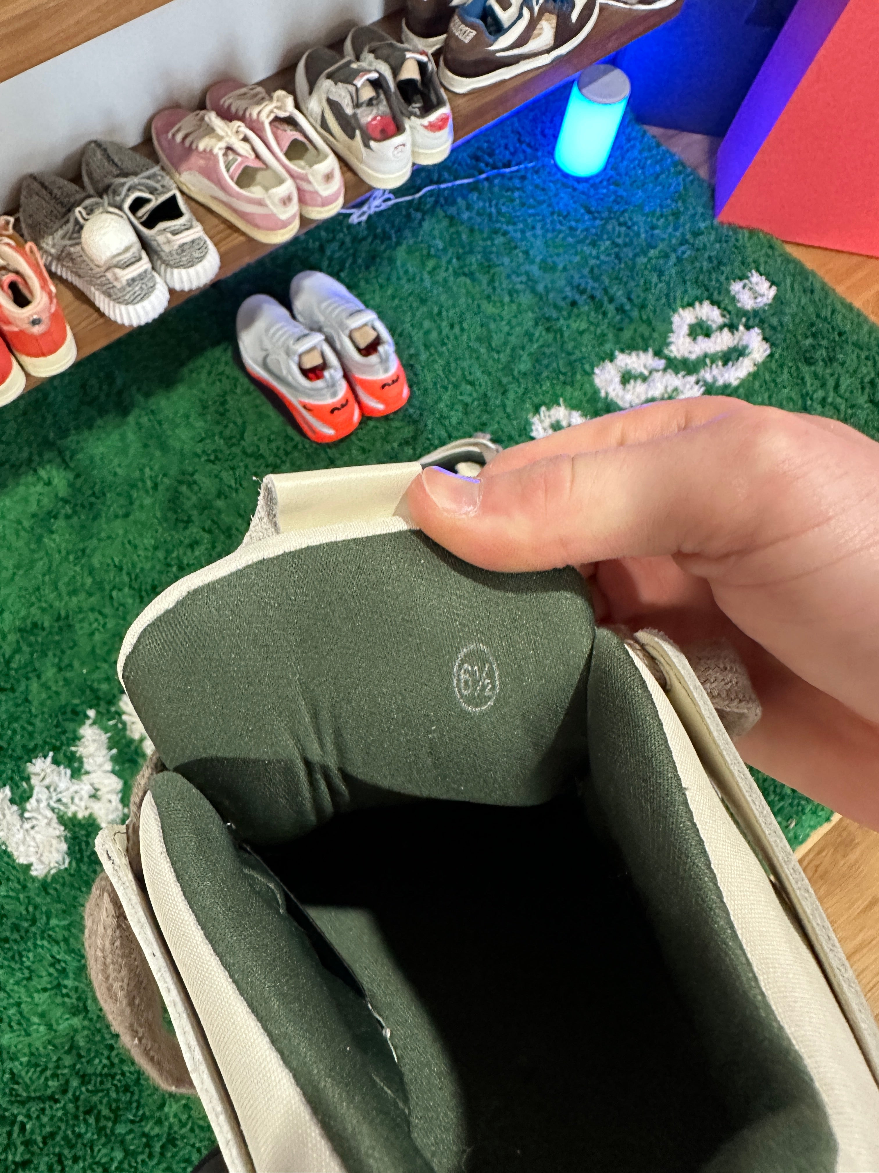 Represent Bully Sneaker Sz W 7.5 (US)