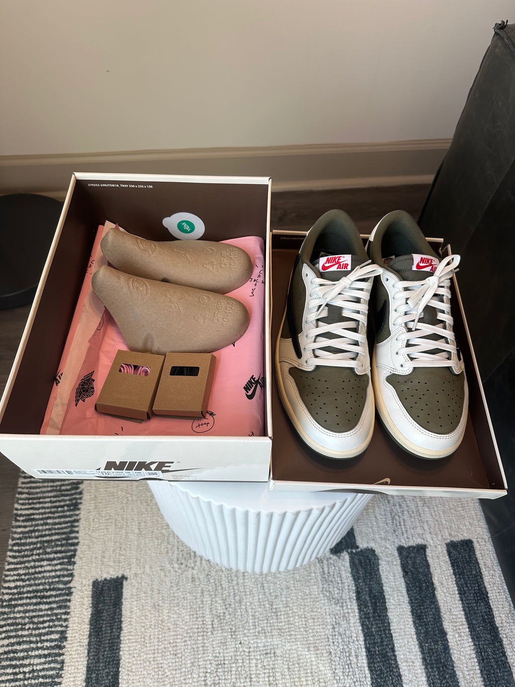 Jordan 1 Retro Low OG SP Travis Scott Medium Olive Sz 10.5