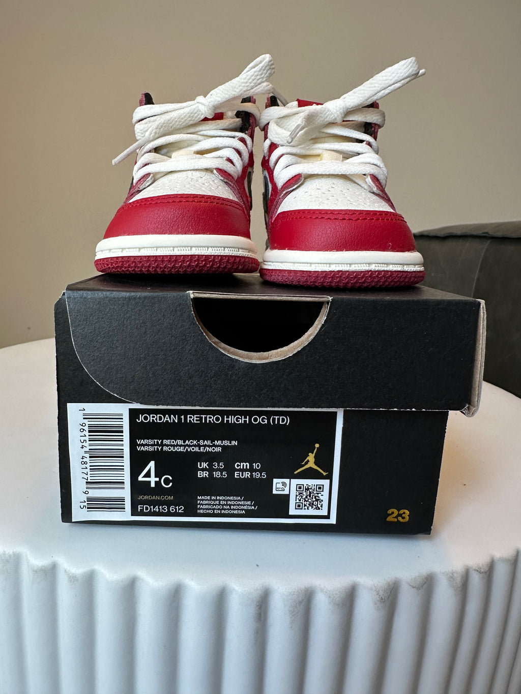 Jordan 1 Retro High OG Chicago Lost and Found Sz 4C