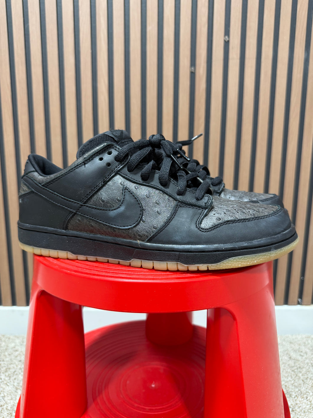 Nike SB Dunk Low Ostrich Sz 10.5 No Box