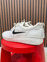 Load image into Gallery viewer, Nike SB Nyjah Free 2 Sz 10.5 No Box
