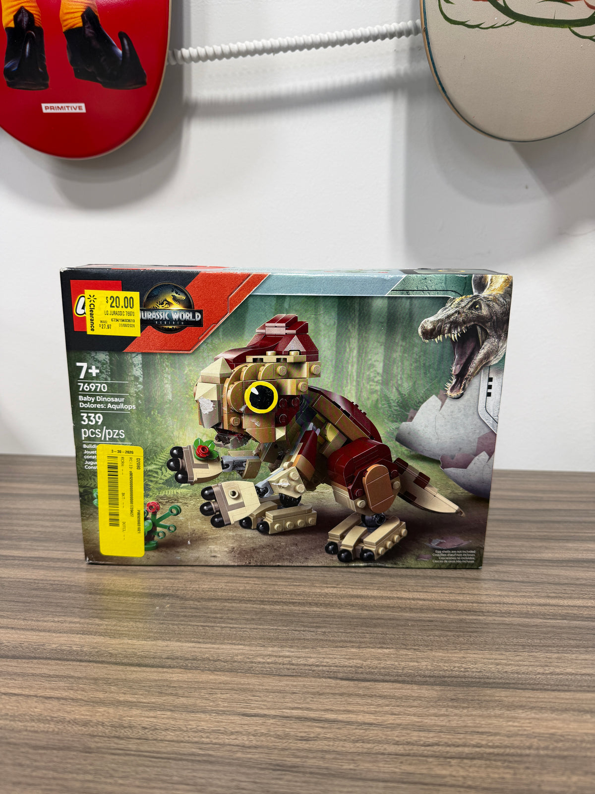 LEGO Jurassic World Baby Dinosaur Dolores: Aquilops building set