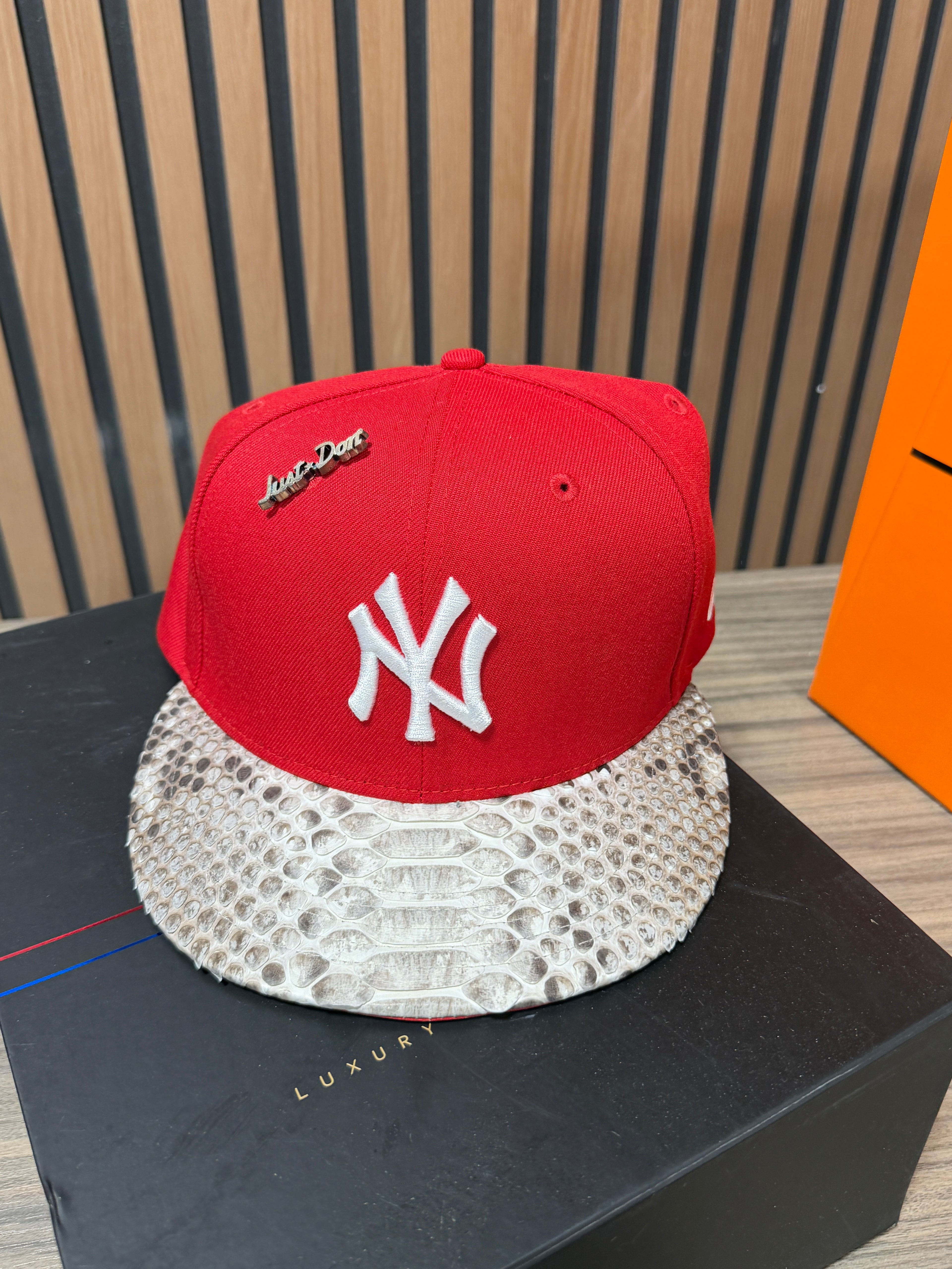 JUST DON NEW YORK YANKEES (NATURAL BRIM)