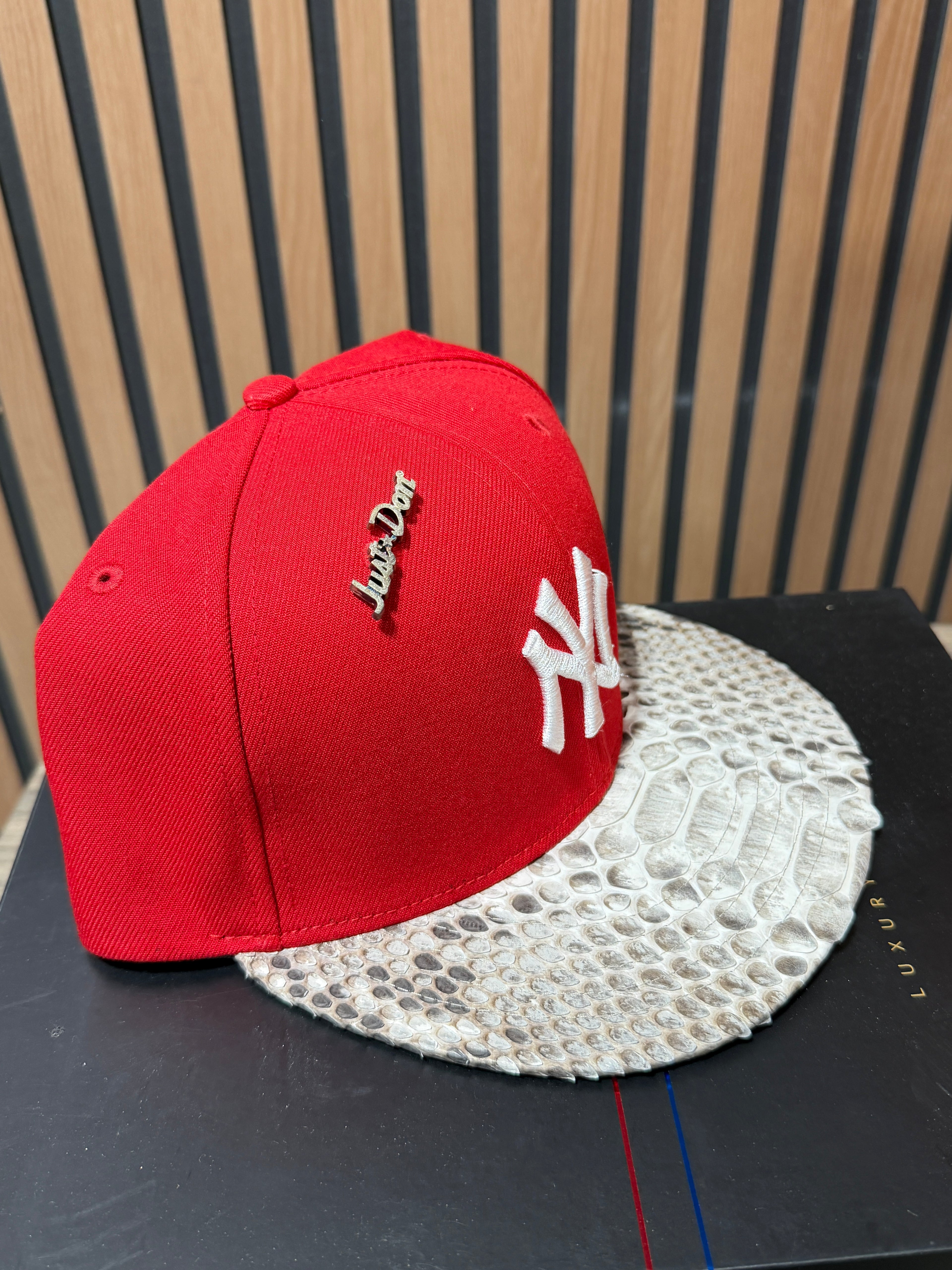 JUST DON NEW YORK YANKEES (NATURAL BRIM)