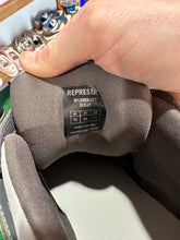 Load image into Gallery viewer, Represent Bully Sneaker Sz 11 NO BOX Grey/Green
