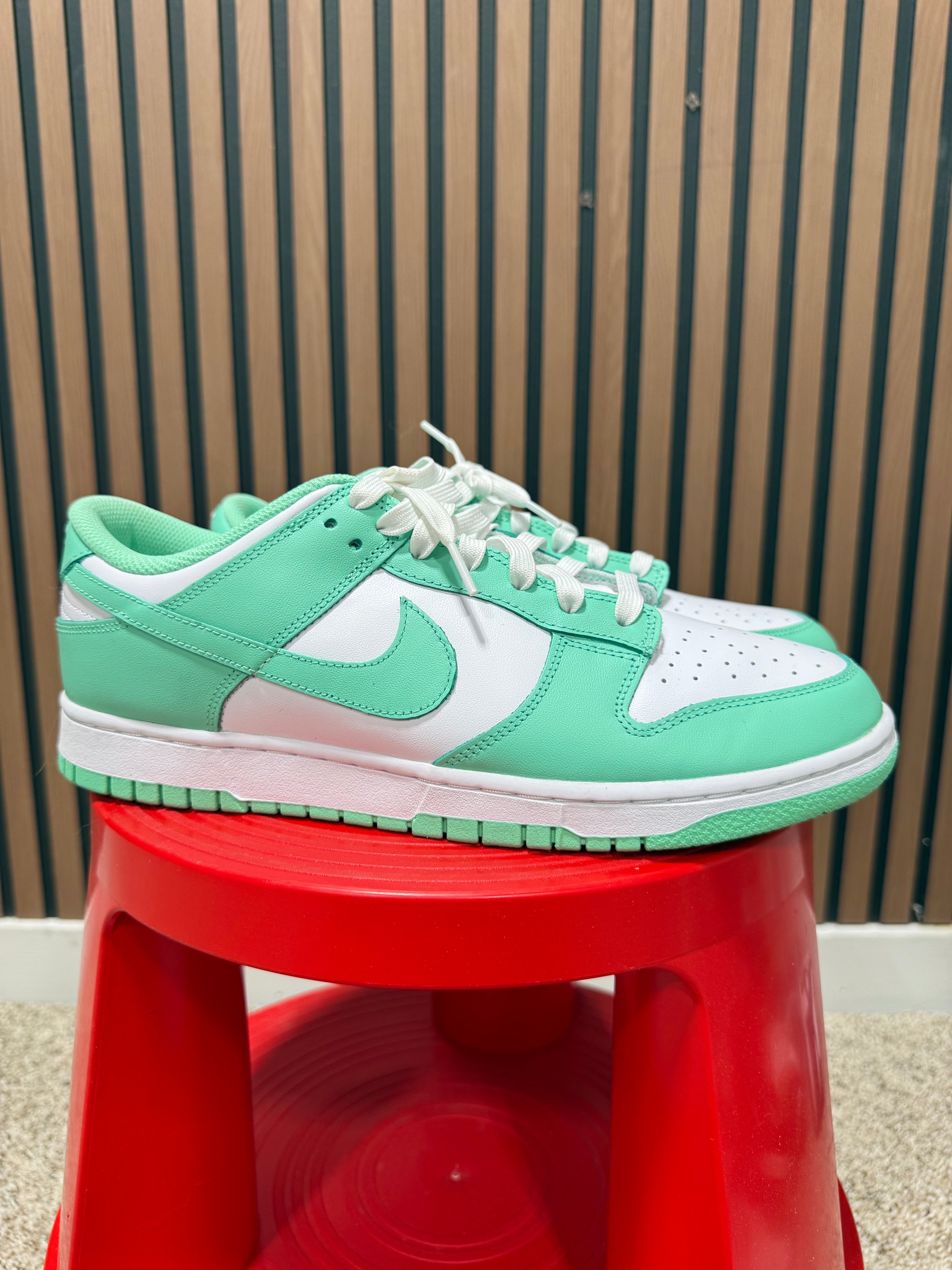 Nike Dunk Low Mint Wmns Sz 12 No Box