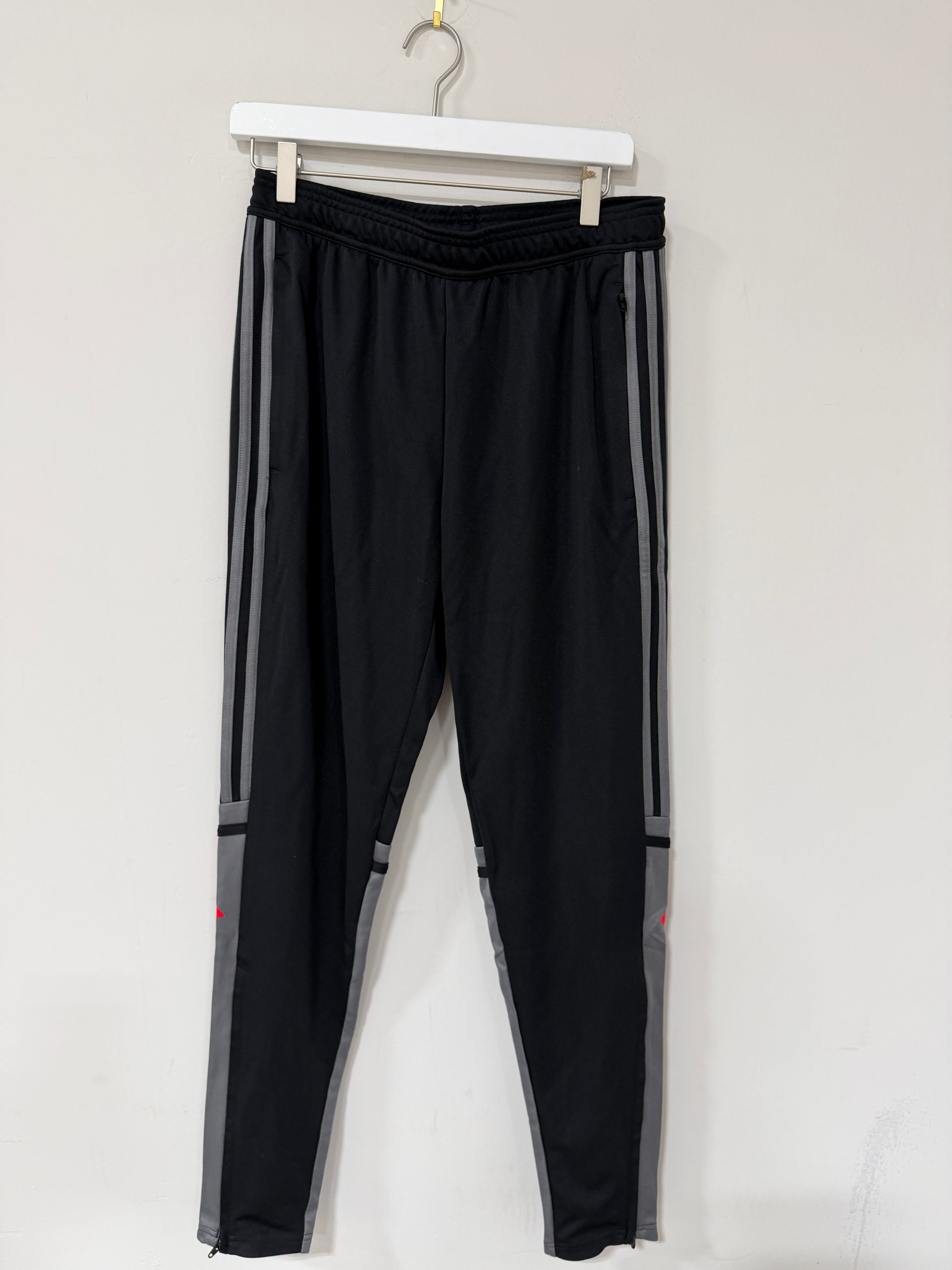 Adidas Squadra 25 training pants Mens Size Medium
