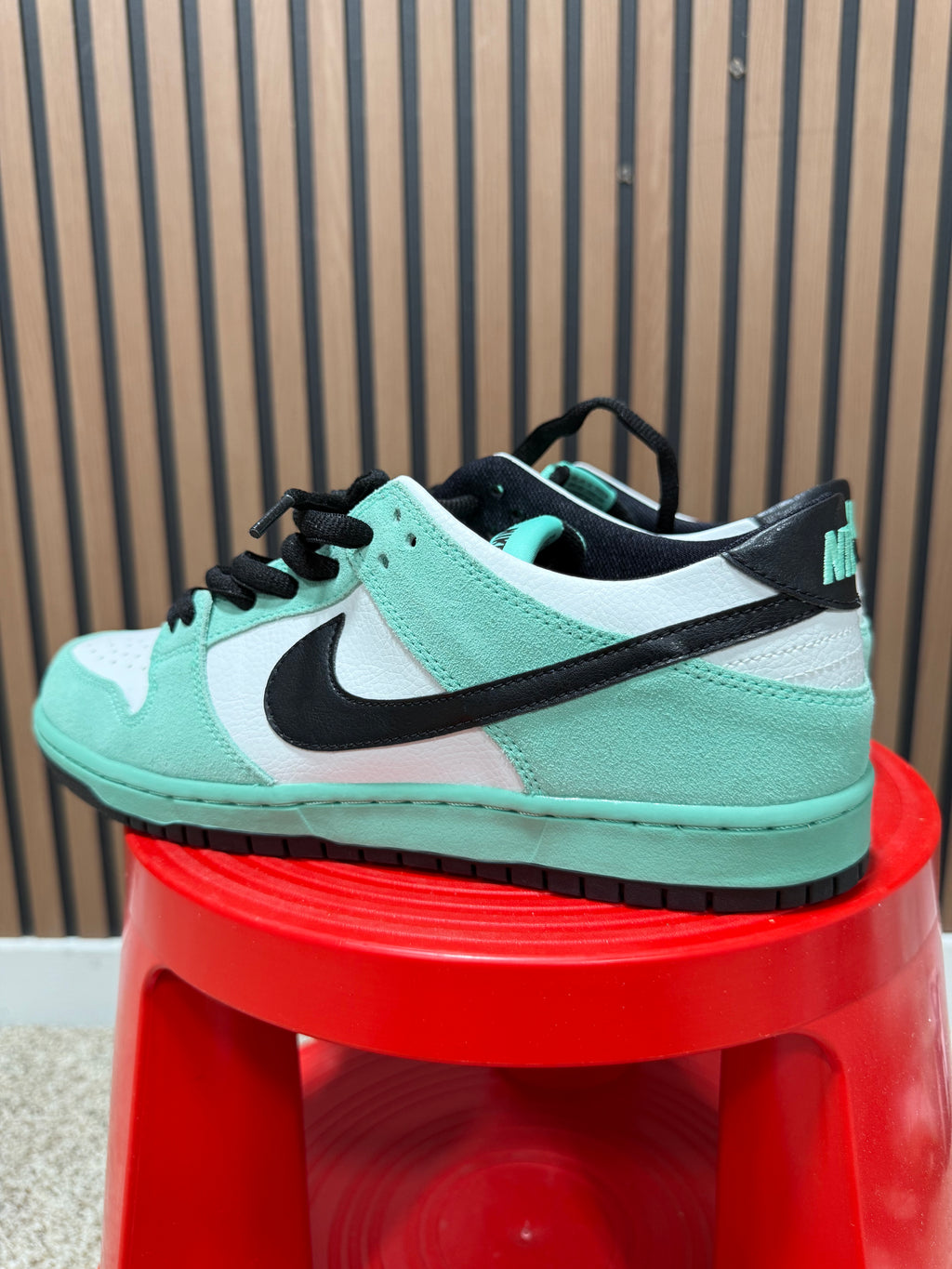 Nike SB Dunk Low Sea Crystal Sz 10.5 No Box