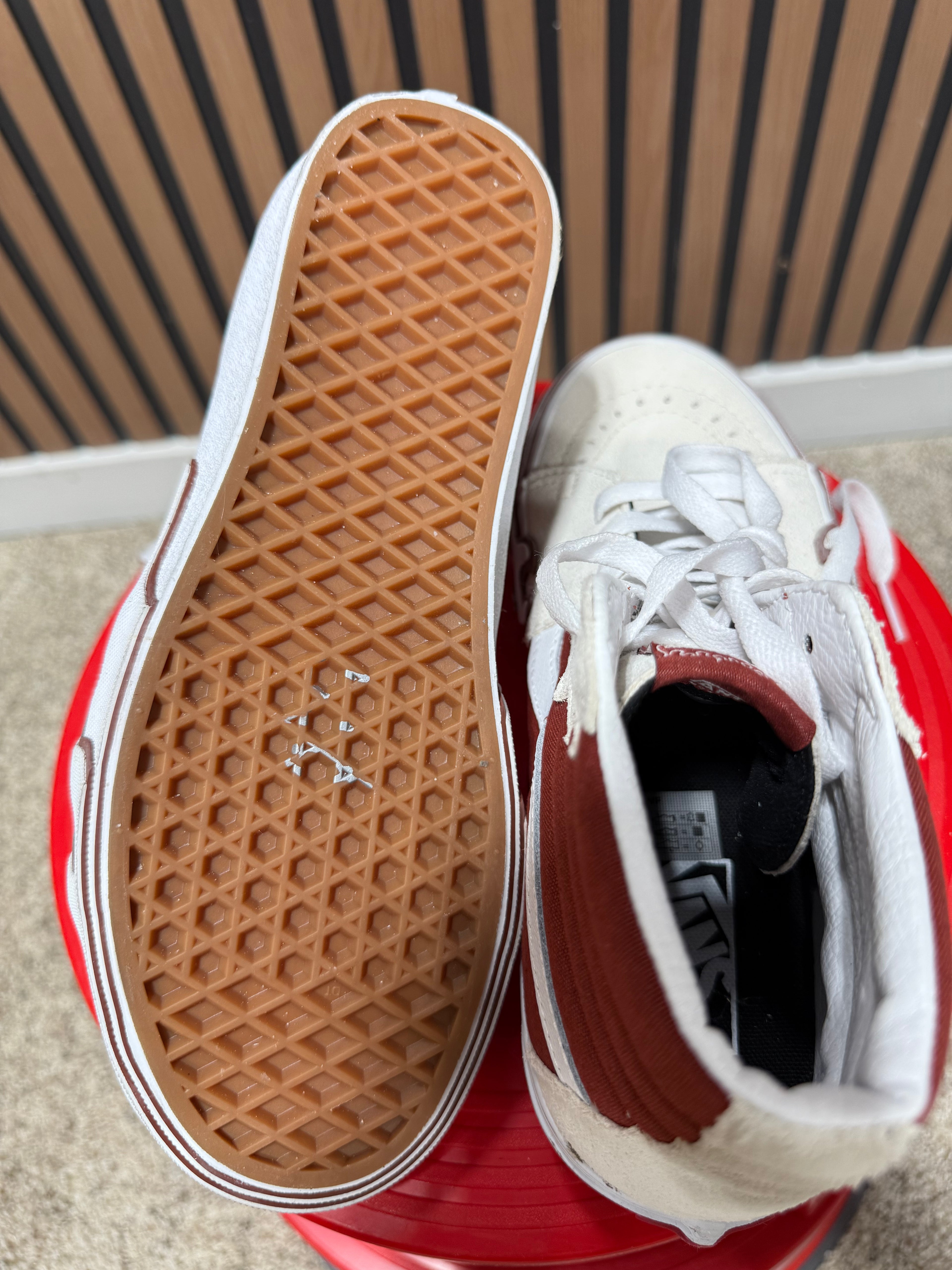 Vans Hi Flames Sz 6.5 No Box
