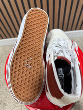 Load image into Gallery viewer, Vans Hi Flames Sz 6.5 No Box
