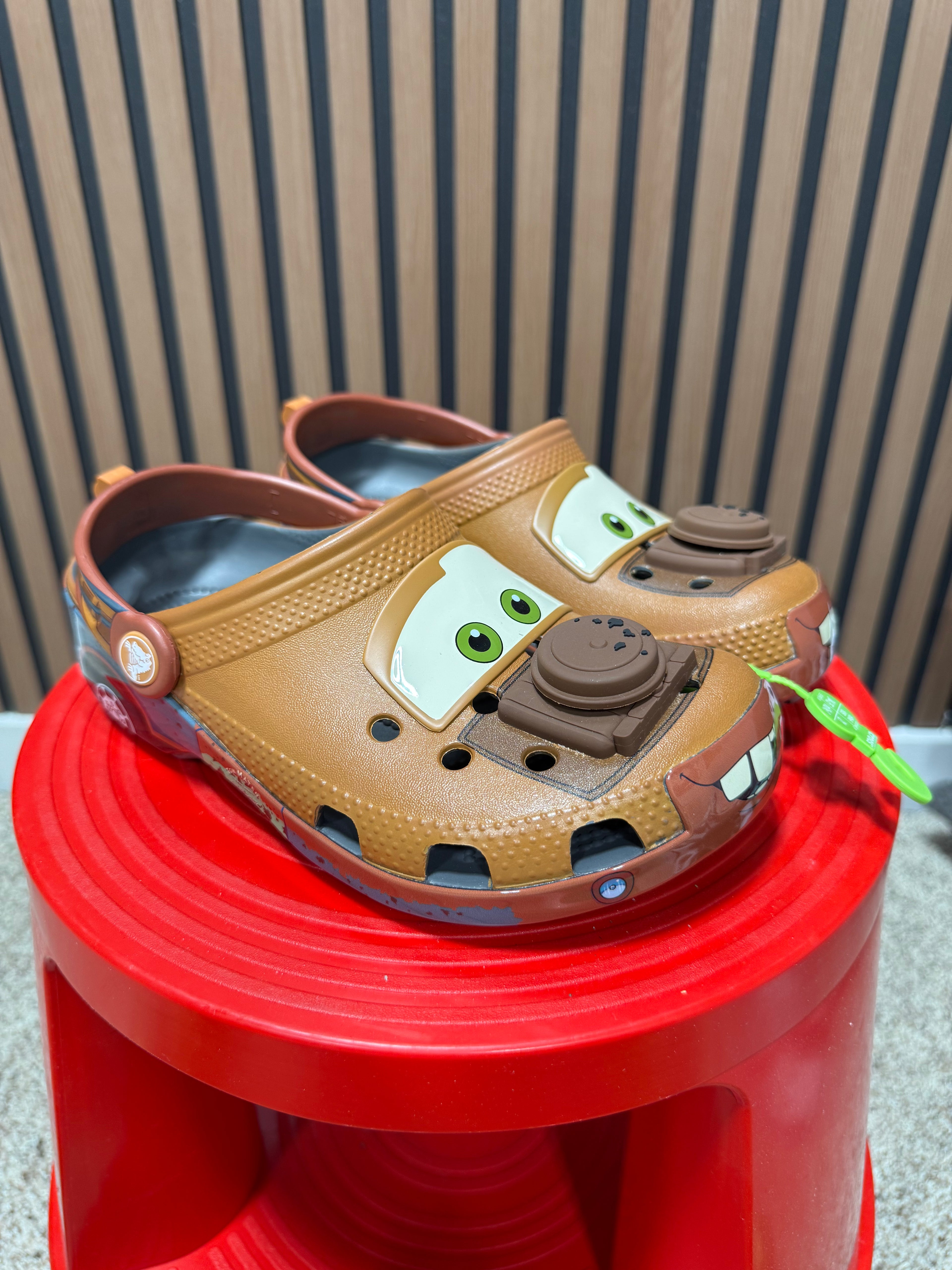 Cars Mater Crocs Sz 3