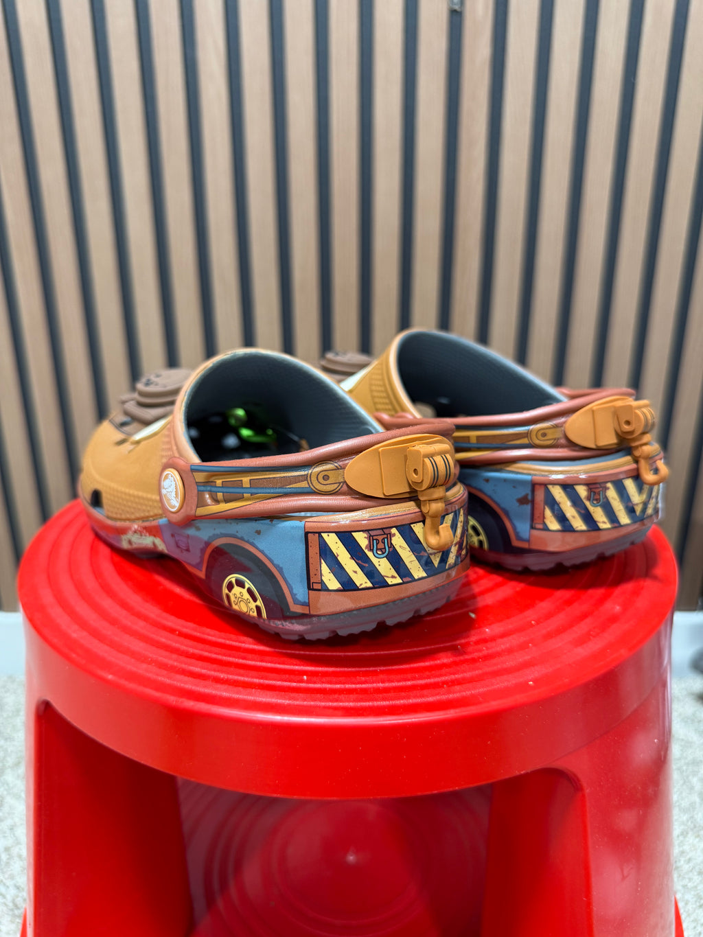 Cars Mater Crocs Sz 3