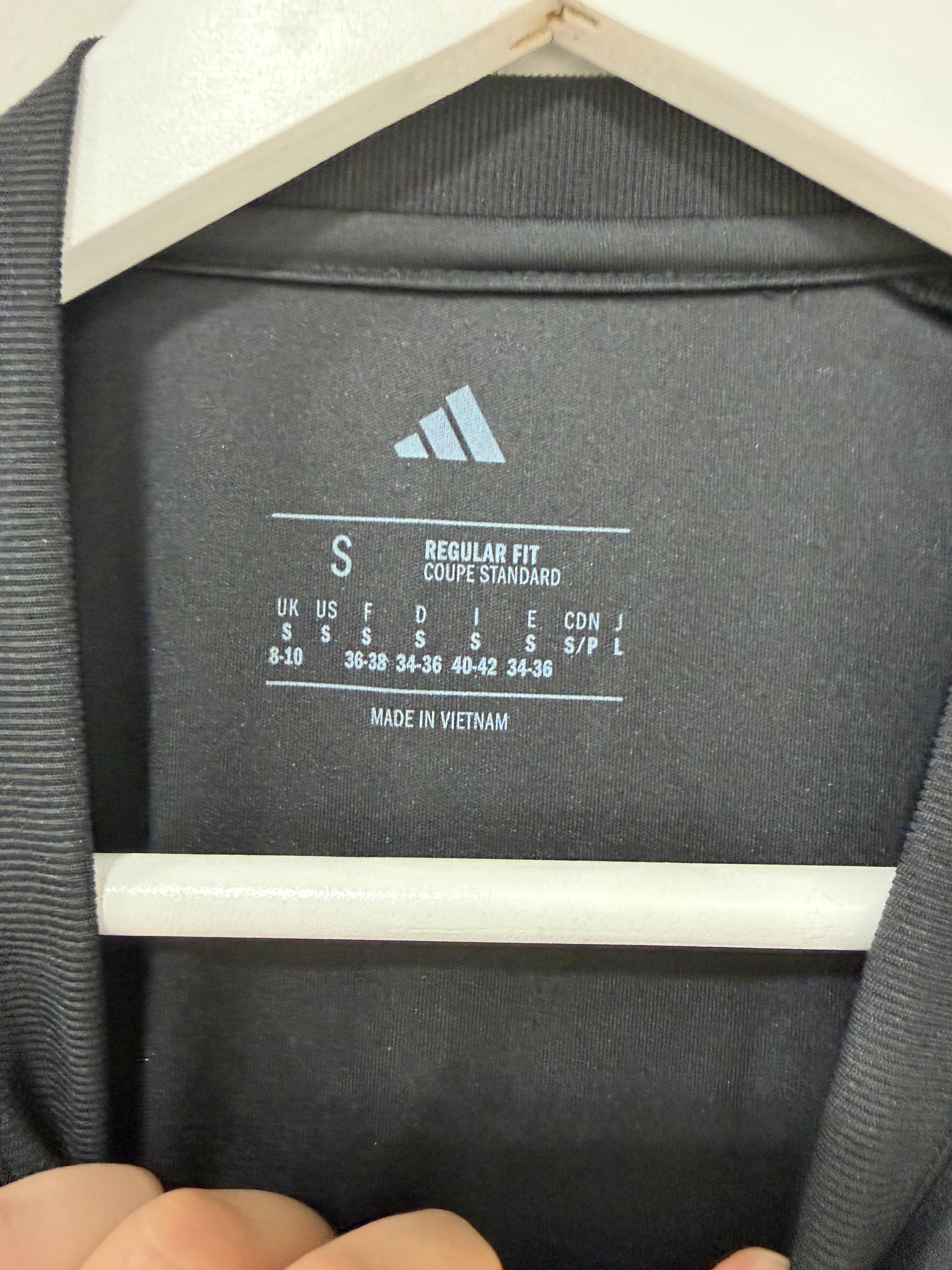 Adidas tiro26 League Jersey  Size Small