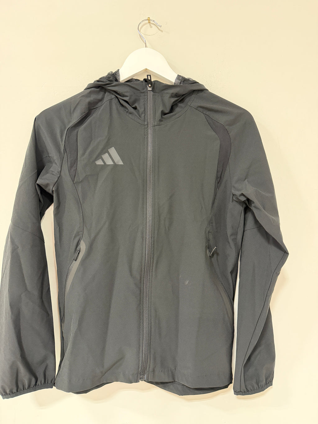 Adidas Tiro Travel Windbreaker youth Size Medium