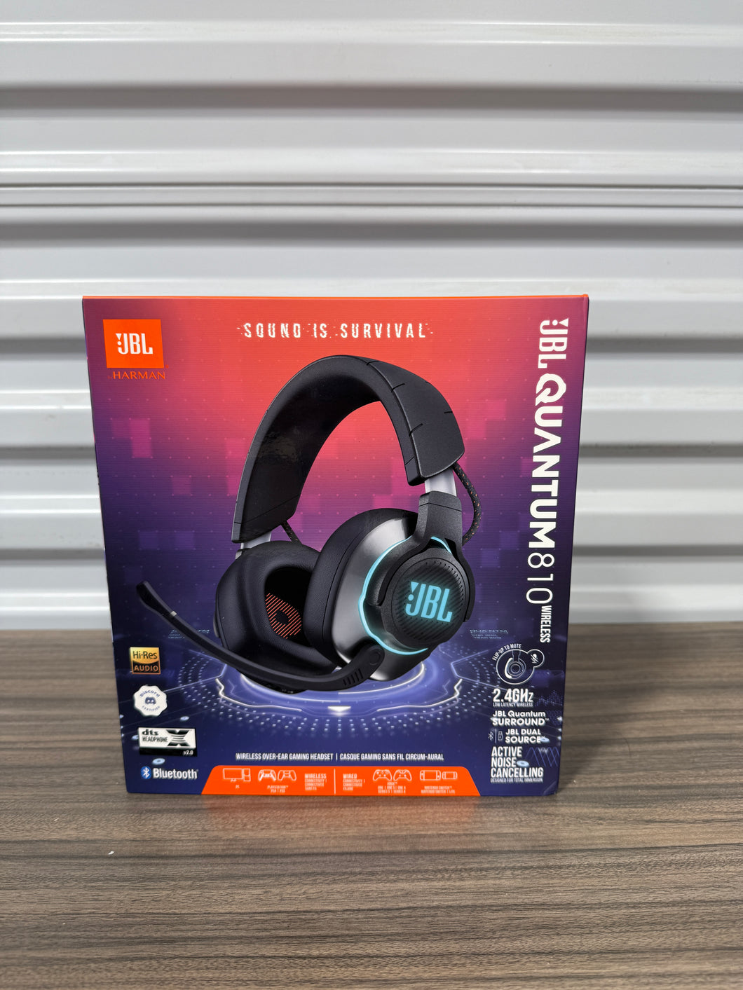 JBL Quantum 810 Wireless - Wireless over-ear performance gaming headset