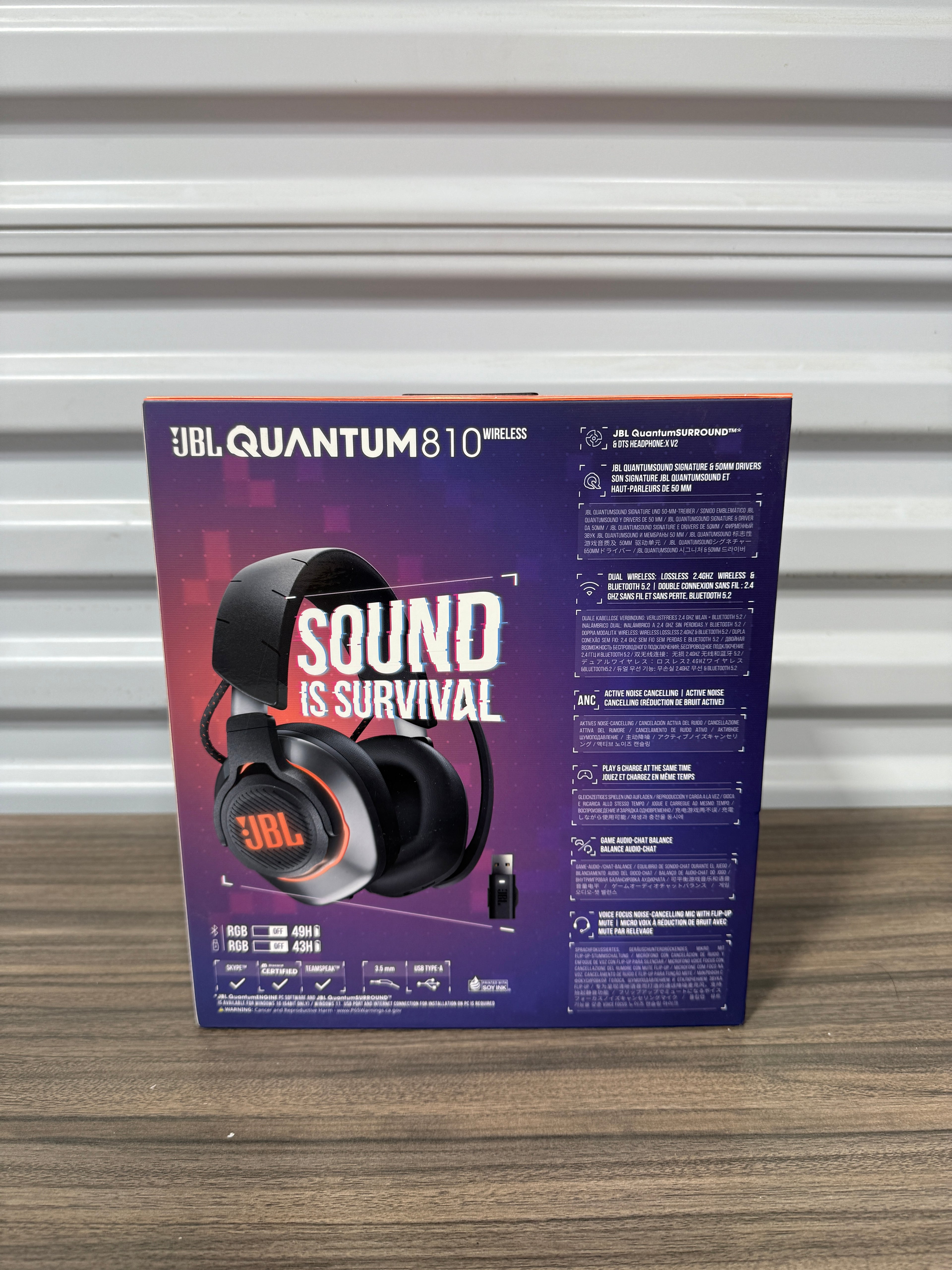 JBL Quantum 810 Wireless - Wireless over-ear performance gaming headset