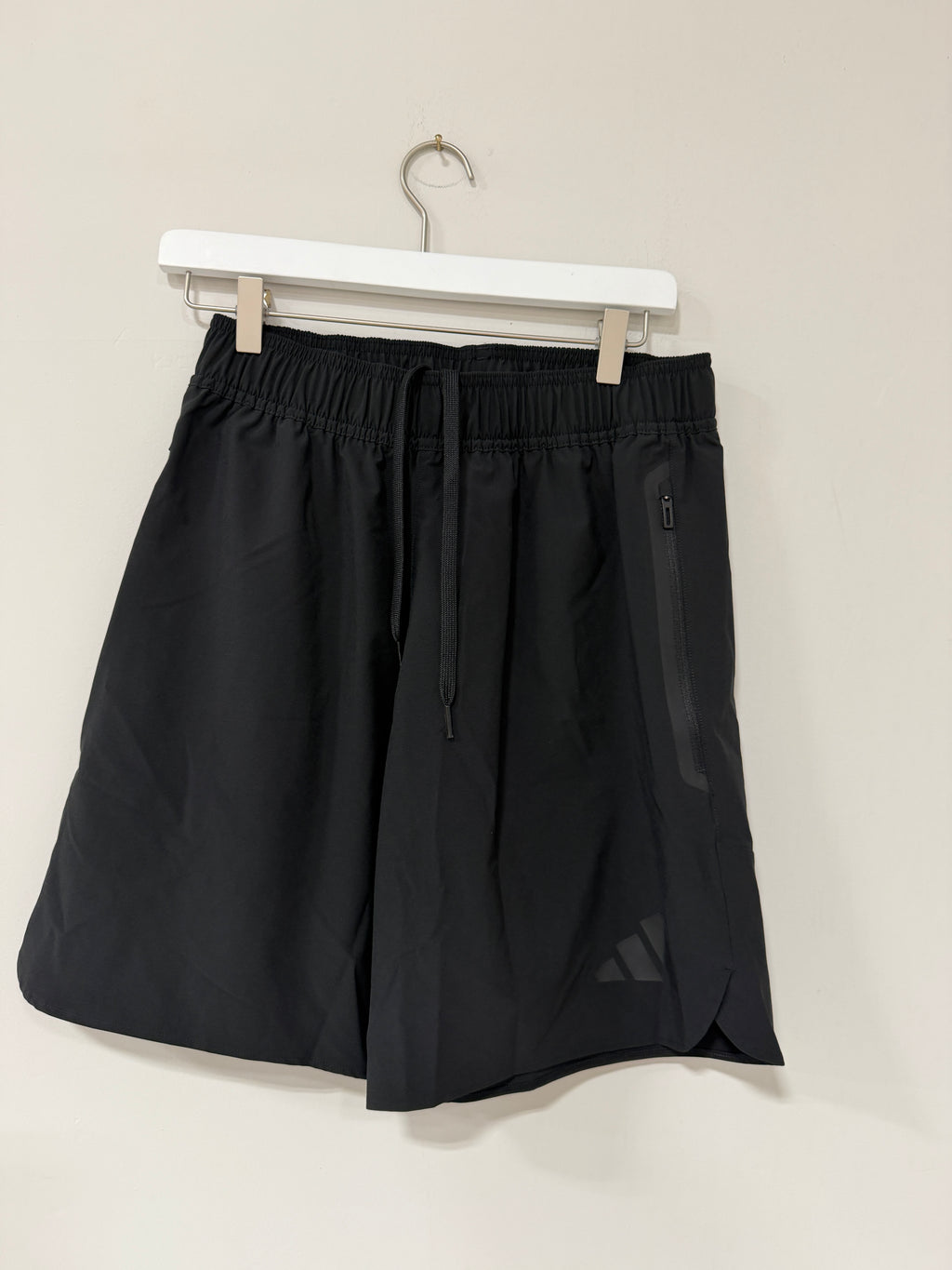 Adidas tiro Travel Woven Short Size Mens medium
