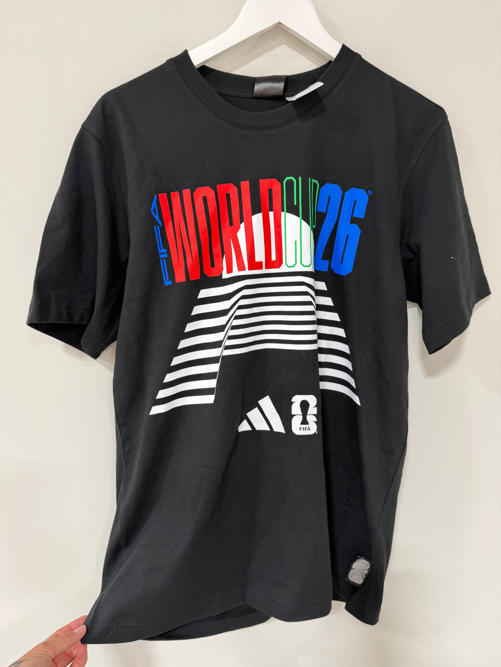 FIFA WORLD CUP 26 WORLD CUP TOUR T-SHIRT size Medium