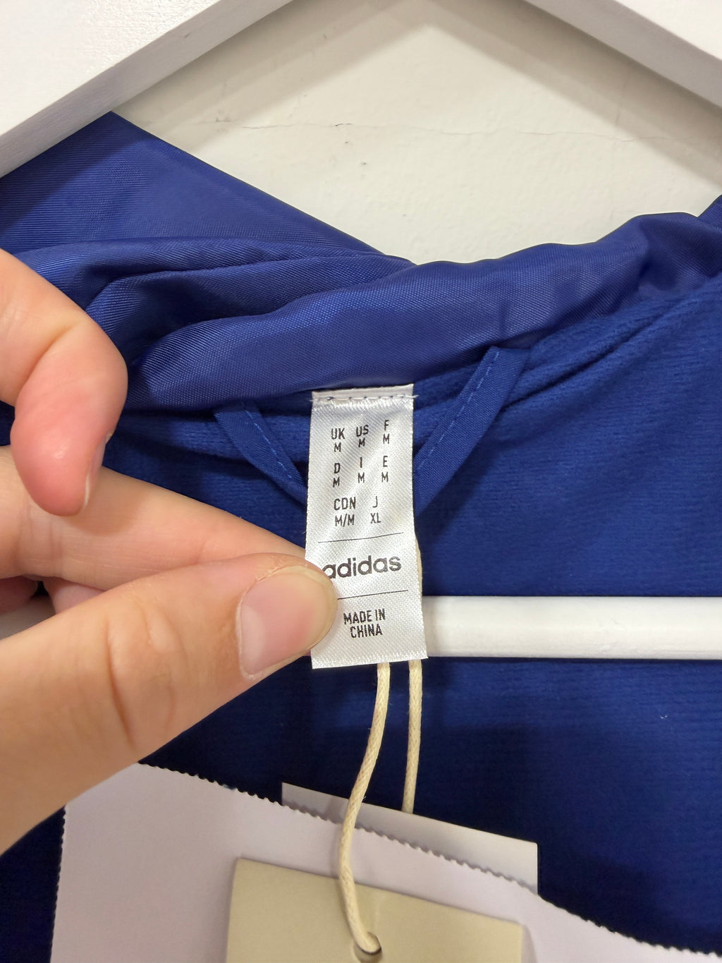 Adidas Tiro Woven Windbreaker Mens – Victory Blue Sz Medium