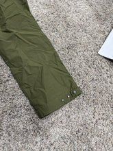 Load image into Gallery viewer, KITH Green Pants Sz XL
