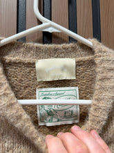 Load image into Gallery viewer, FiveFourFive Sweater Size M
