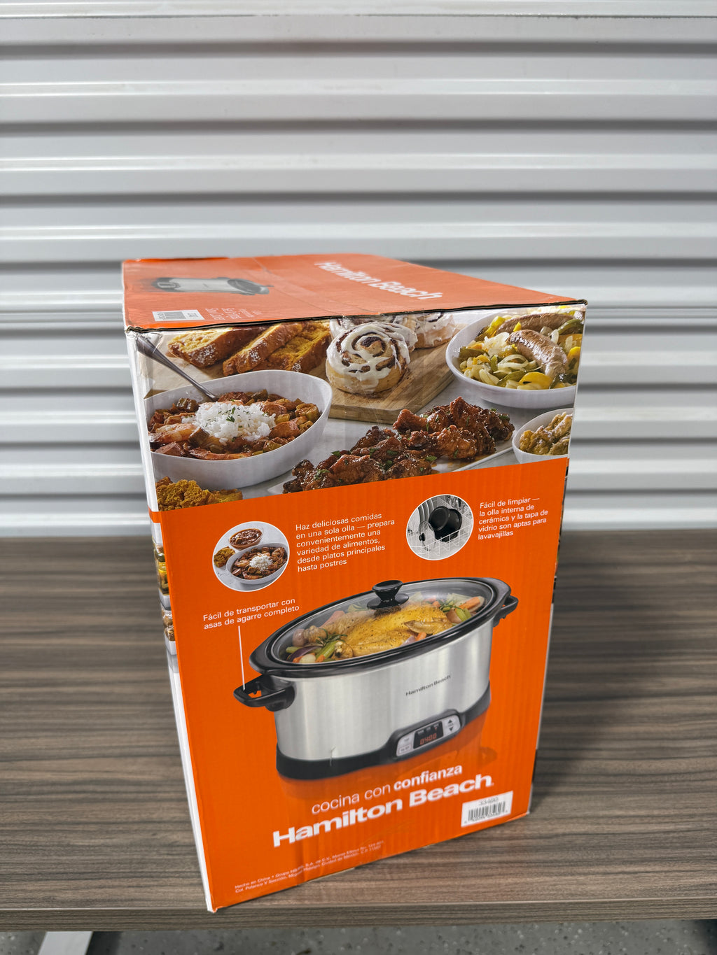 Hamilton Beach 8 Quart Programmable Slow Cooker with Three Temperature Settings, Dishwasher Safe Crock and Lid, Silver